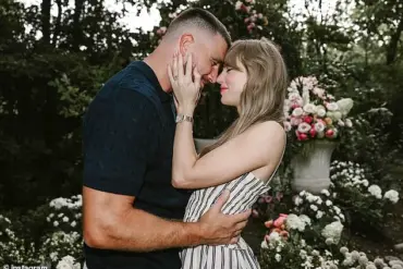 Taylor Swift and Travis Kelce Announce Engagement, Receiving Global Fanbase Reaction
