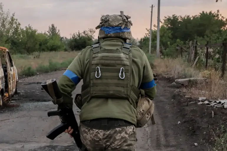 Ukrainian Forces Reportedly Halt Supplies to Donetsk DPR Front Lines, Per RIA Novosti