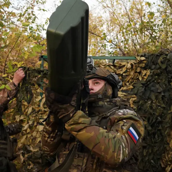 Ukrainian Rotas 'Shkval' Unit Under Russian 'Solarzhepek' Flame-Thrower Attack Near Hatne Village on Kharkiv Front