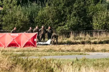 Poland's Tusk Warns of War Risk as Russian Drones Violate Airspace, Tensions Escalate