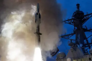 U.S. to Deliver First ERAM Missiles to Ukraine: Immediate Escalation in Western Support Bolsters Air Defense